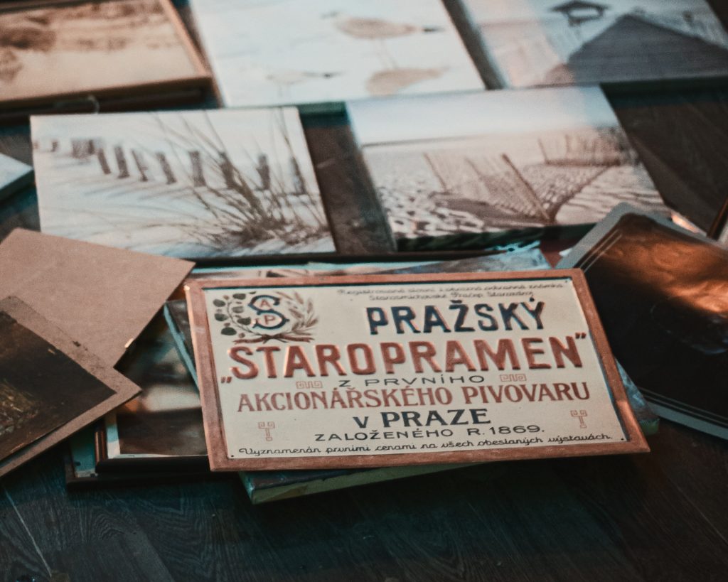 Photo of a seemingly postcard written in Polish
